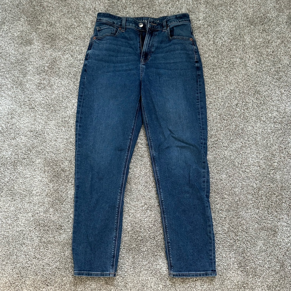 American Eagle women’s jeans